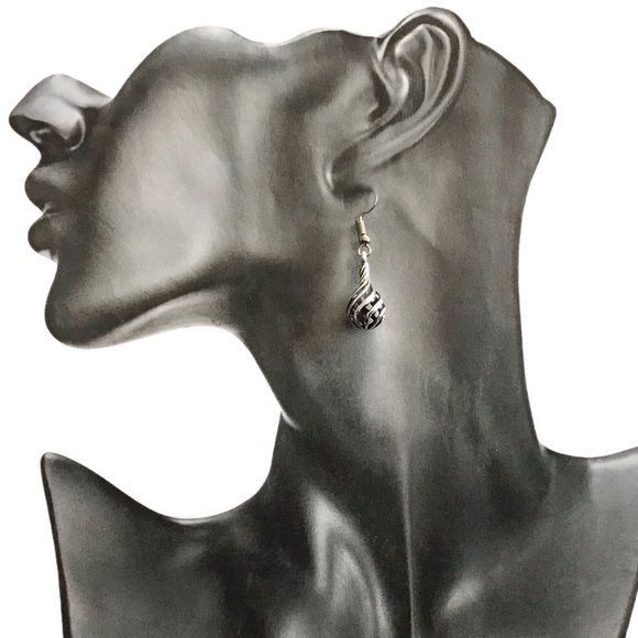 Antiqued Silver Alloy Bulb Earrings!. - Picture 3 of 6